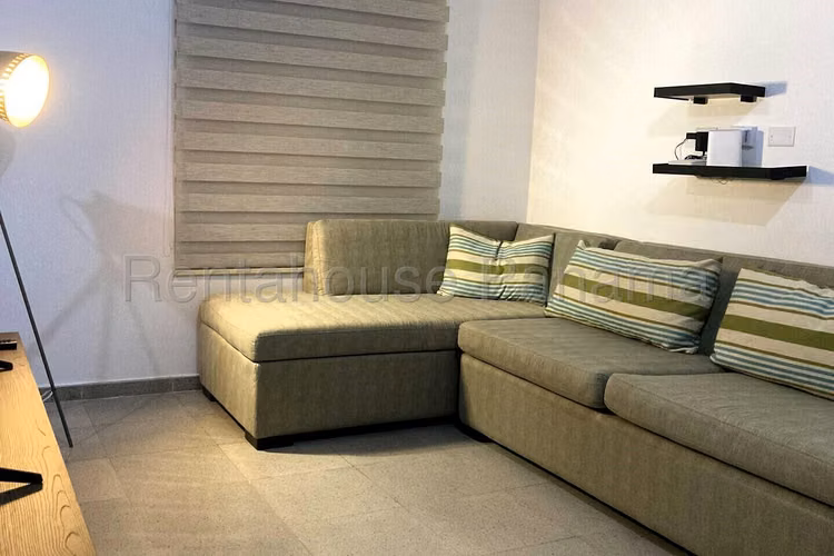 Alquiler apartamento amoblado en Casa Korsi, Santa Ana | VIK-27-745