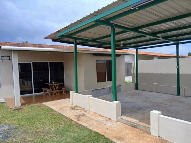 Se vende casa en Las Arboledas cluster: los cedros