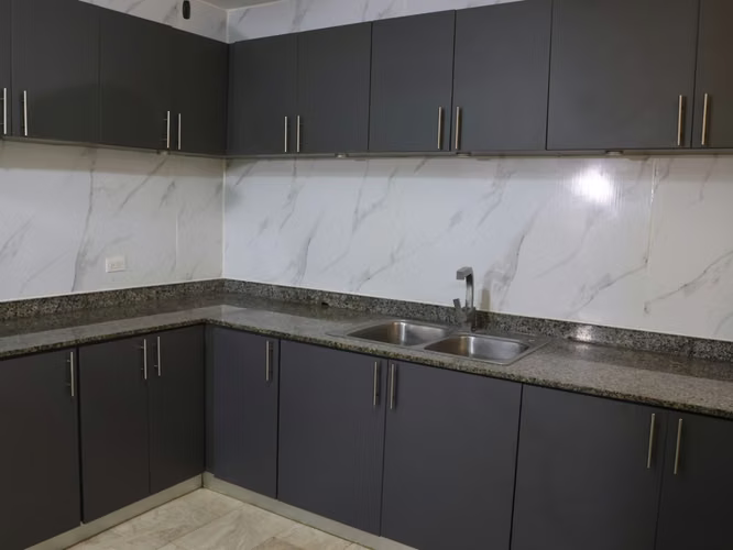 . Apartamento en Obarrio I con balcón y remodelado - Imagen 11
