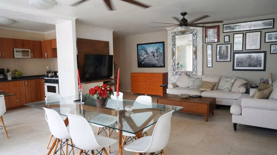 Apartamento en El Cangrejo I con balcón y deposito - Imagen 7