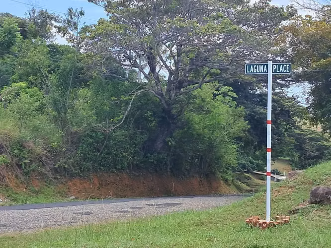 Terrenos en venta en Laguna de San Carlos - Imagen 11