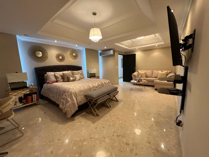 Altos del Golf. 240mts 3r 3.5b patio cbs $475,000.00neg - Imagen 12