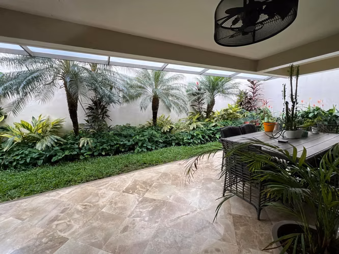 Altos del Golf. 240mts 3r 3.5b patio cbs $475,000.00neg - Imagen 18