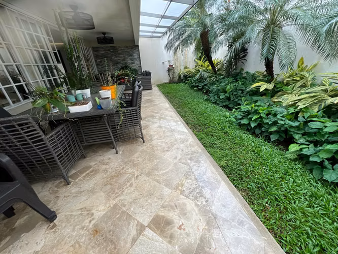 Altos del Golf. 240mts 3r 3.5b patio cbs $475,000.00neg - Imagen 10