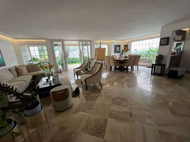 Altos del Golf. 240mts 3r 3.5b patio cbs $475,000.00neg - Imagen 17