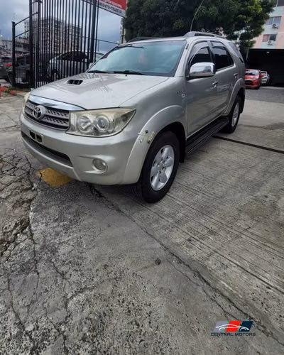 Toyota Fortuner - Imagen 2