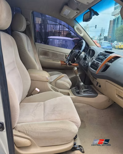 Toyota Fortuner - Imagen 10