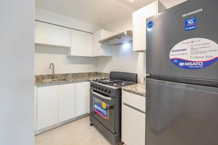 . ! Apartamento en Panamá Viejo | amoblado | 2 Rec | Muebles Nuevos y balcon - Imagen 4