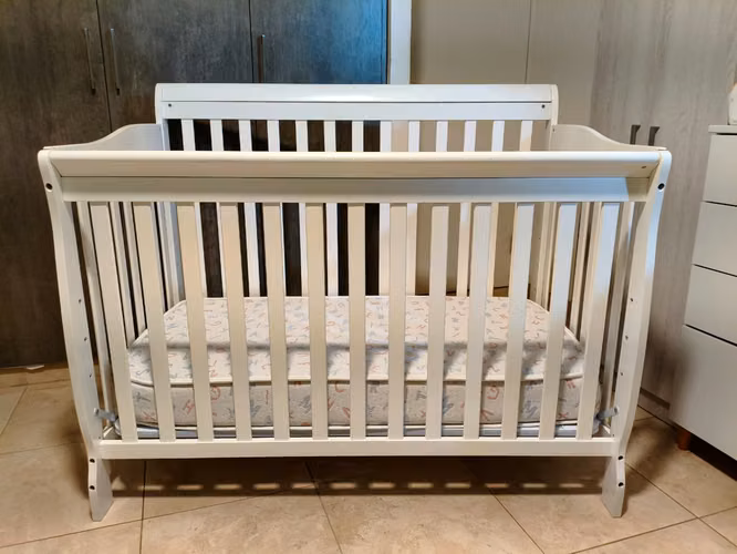 Cuna Madera Blanca