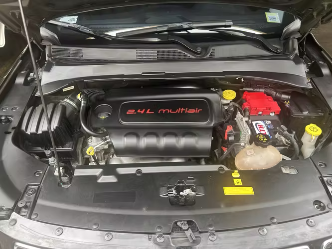 JEEP COMPASS SPORT 2019 – SOLO 32,500 KM – IMPECABLE - Imagen 13