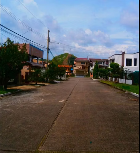 VENDO Casa en Obra Gris en Altos de Santa Maria. 1326m2 lote - Imagen 17