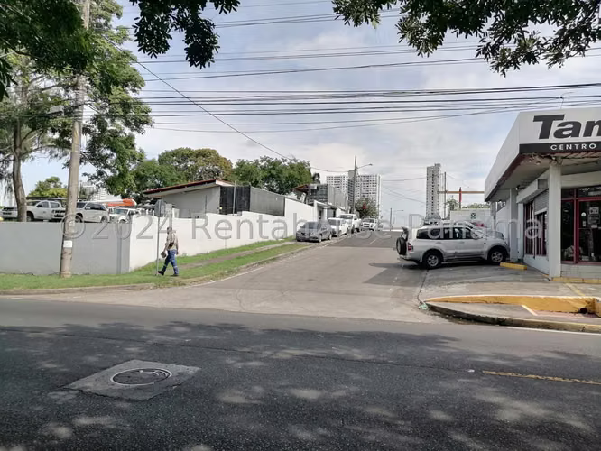 VENDO Terreno Compuesto por 4 Lotes en Av. Santa Elena 1706m2 - Imagen 13