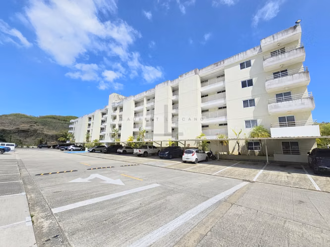 Venta Apartamento con 2 Balcones en PH Altamira Gardens - Ancón. Haga Una Oferta
