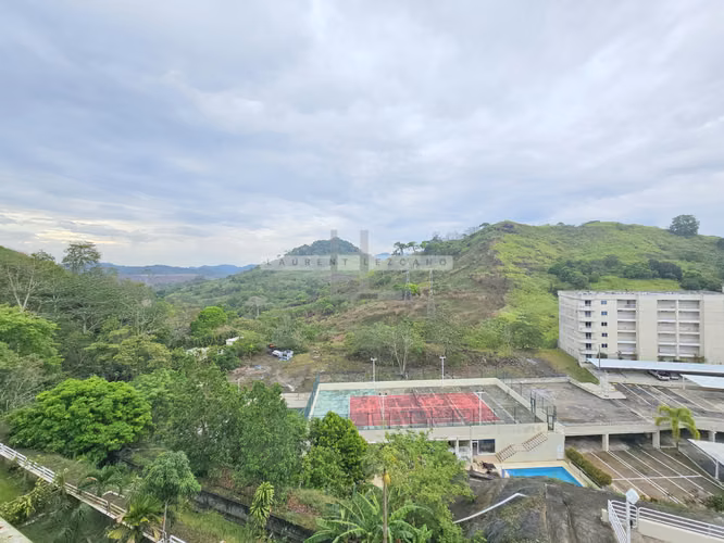 Venta Apartamento con 2 Balcones en PH Altamira Gardens - Ancón. Haga Una Oferta