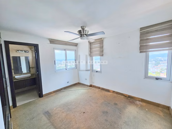 Vendo Apartamento en Macedonia Tower - El Ingenio. Haga una oferta - Imagen 10
