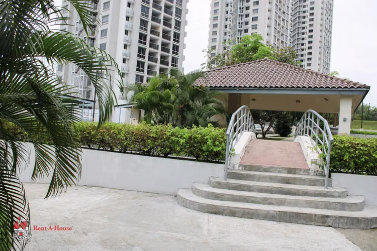 Apartamento en Venta en Condado del Rey.