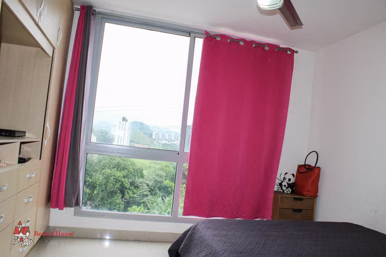 Apartamento en Venta en Condado del Rey.