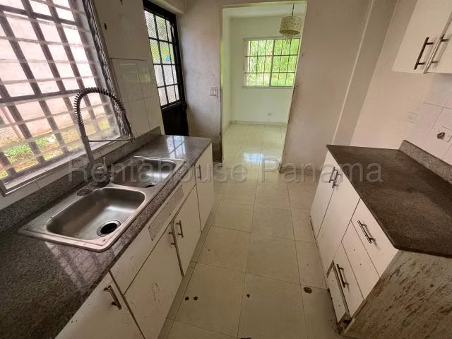 Venta de Casa en Valle Dorado La Chorrera
