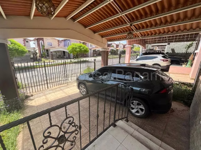 Venta de Casa en Valle Dorado La Chorrera
