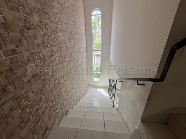 Venta de Casa en Valle Dorado La Chorrera