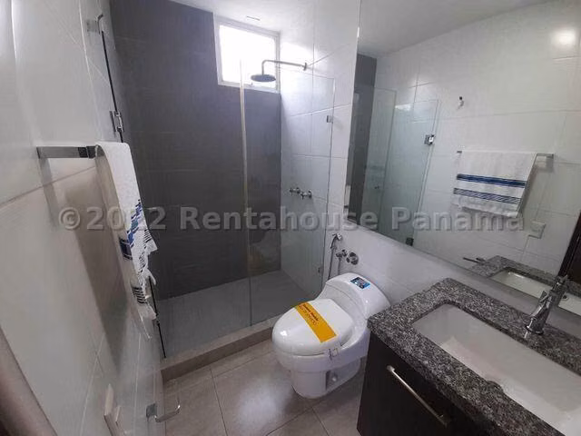 Venta de Apartamento en Brisas Del Golf Ph Hacienda Golf KC