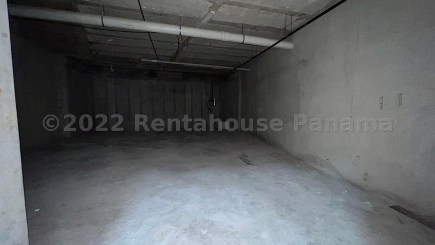 Venta de Local Comercial en Via España, Worldwide Plaza, (Solo Cliente Directo)