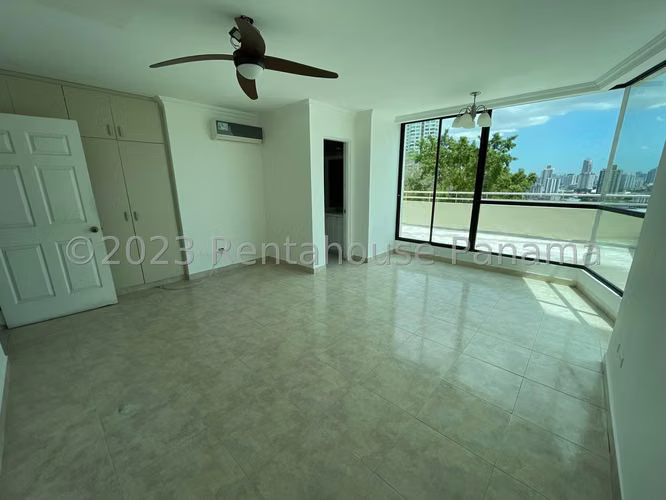 Venta de Apartamento en Edison Park Ph Oceania 415 Mts PD