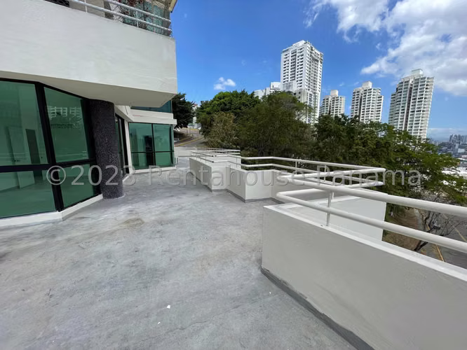 Venta de Apartamento en Edison Park Ph Oceania 415 Mts PD