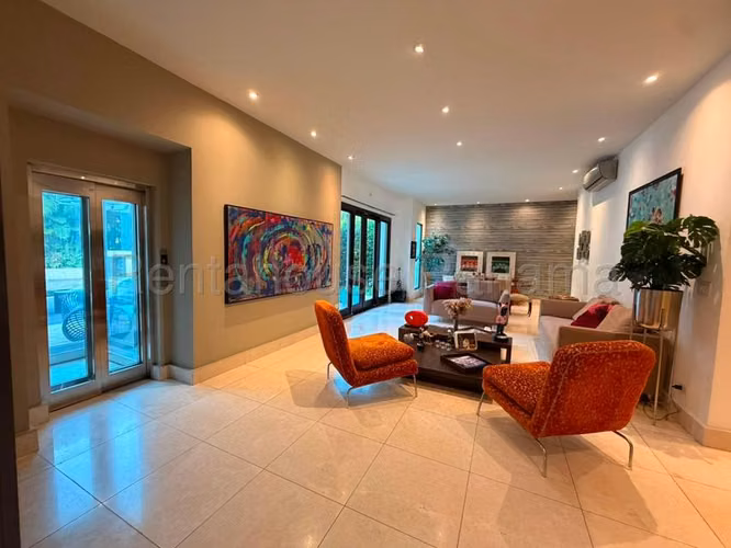 Casa en Alquiler en Santa Maria JG - Imagen 6
