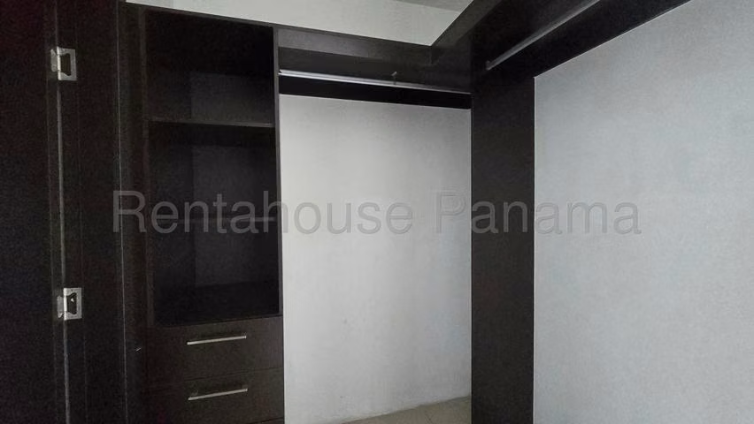 Apartamento en Venta en Hato Pintado JG