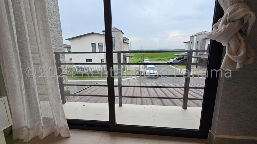 Venta de Casa en Costa Sur Costa Linda | Solo Cliente Directo LFC