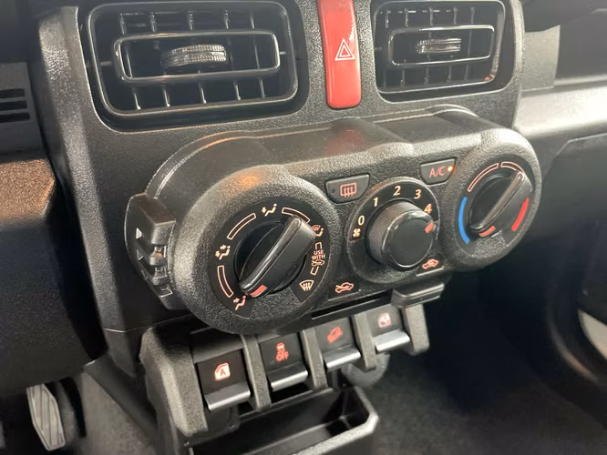SUZUKI JIMNY - 2026 - JIMX - Automarket