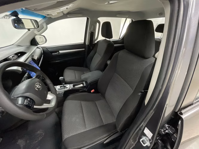 TOYOTA HILUX D/C - 2023 - PR-HILUX - Automarket