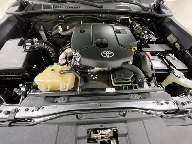 TOYOTA HILUX D/C - 2023 - PR-HILUX - Automarket