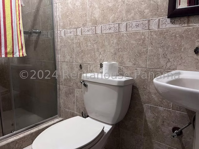 CASA EN VENTA EN BETANIA