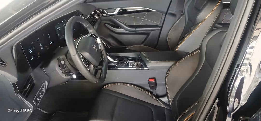 BESTUNE B70S 2.0L TURBO – EN EXCELENTES CONDICIONES