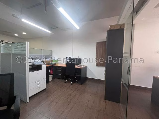 VENTA DE LOCAL COMERCIAL EN AVENIDA BALBOA - Imagen 2