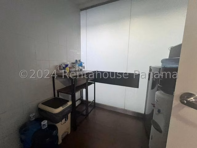 VENTA DE LOCAL COMERCIAL EN AVENIDA BALBOA - Imagen 3