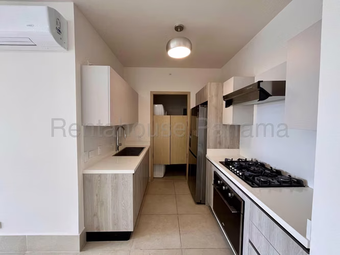 Alquiler de Apartamento en Santa Maria - Imagen 4
