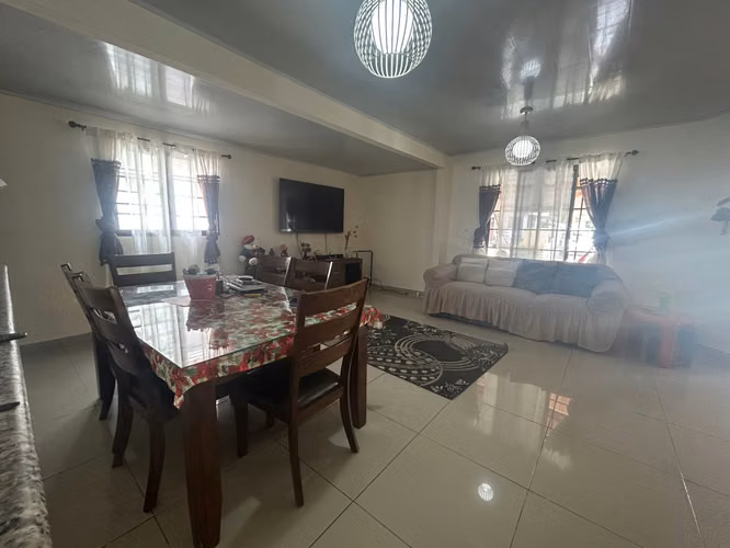 VENTA Casa de 300m2 en Ciudad del Lago AMD - Imagen 3