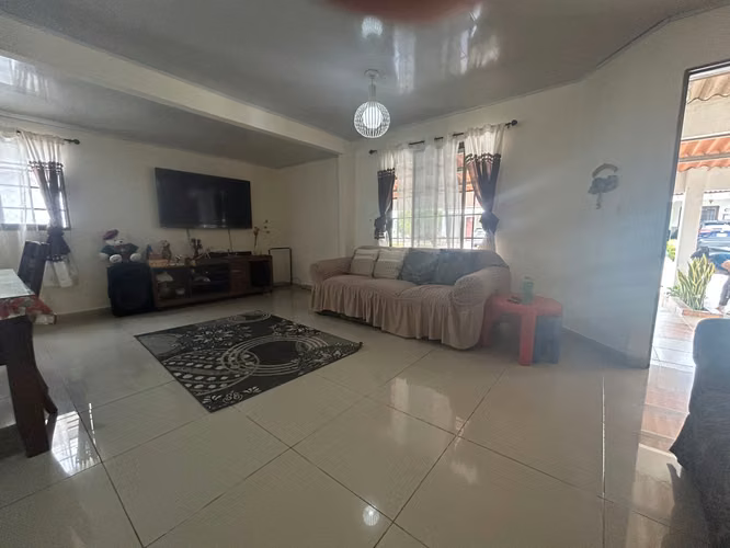 VENTA Casa de 300m2 en Ciudad del Lago AMD - Imagen 4