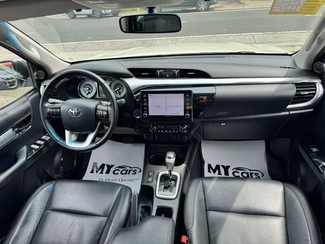 TOYOTA HILUX 2021 AUTOMATICO FULL EXTRAS - Imagen 10