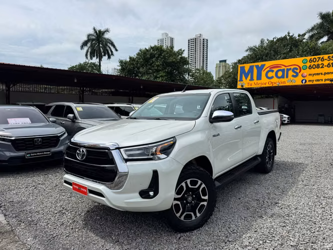 TOYOTA HILUX 2021 AUTOMATICO FULL EXTRAS - Imagen 3