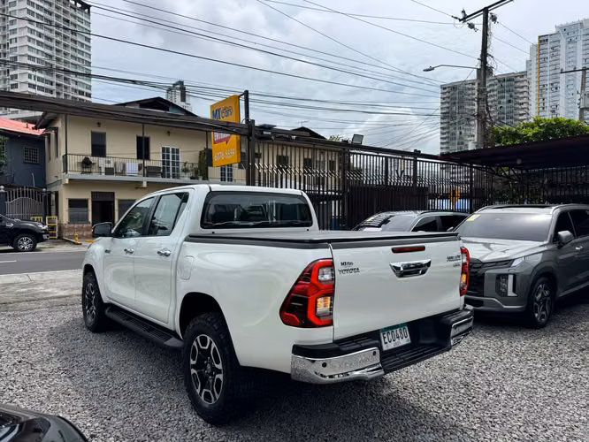 TOYOTA HILUX 2021 AUTOMATICO FULL EXTRAS - Imagen 7