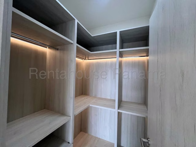 Se alquila apartamento en exclusivo Edificio en Santa María - Imagen 12