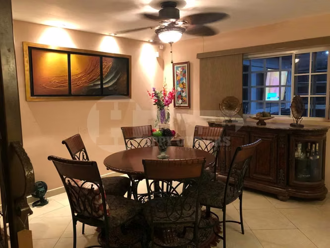 Venta de Casa Amoblada en Villas de Howard. MY