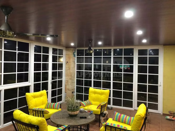 Venta de Casa Amoblada en Villas de Howard. MY
