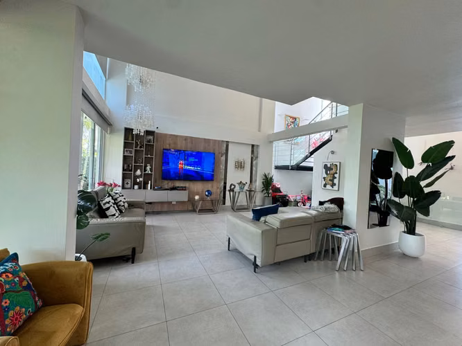 COSTA SUR - 3 HABITACIONES - 345M2 - K.A - Imagen 3