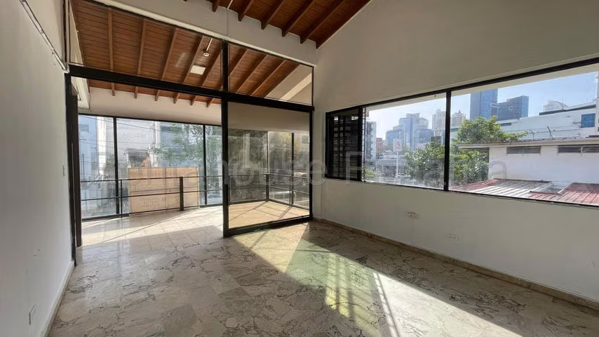 Alquiler Local Comercial en Obarrio IH27-2107 - Imagen 5