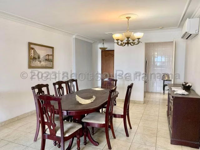 Alquiler Apartamento amoblado en Atlantis El Cangrejo IH27-2116